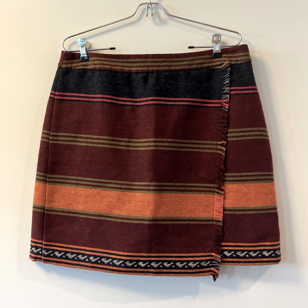 Ann Taylor Loft Skirt, Heavier Fabric - Suitable for Winter